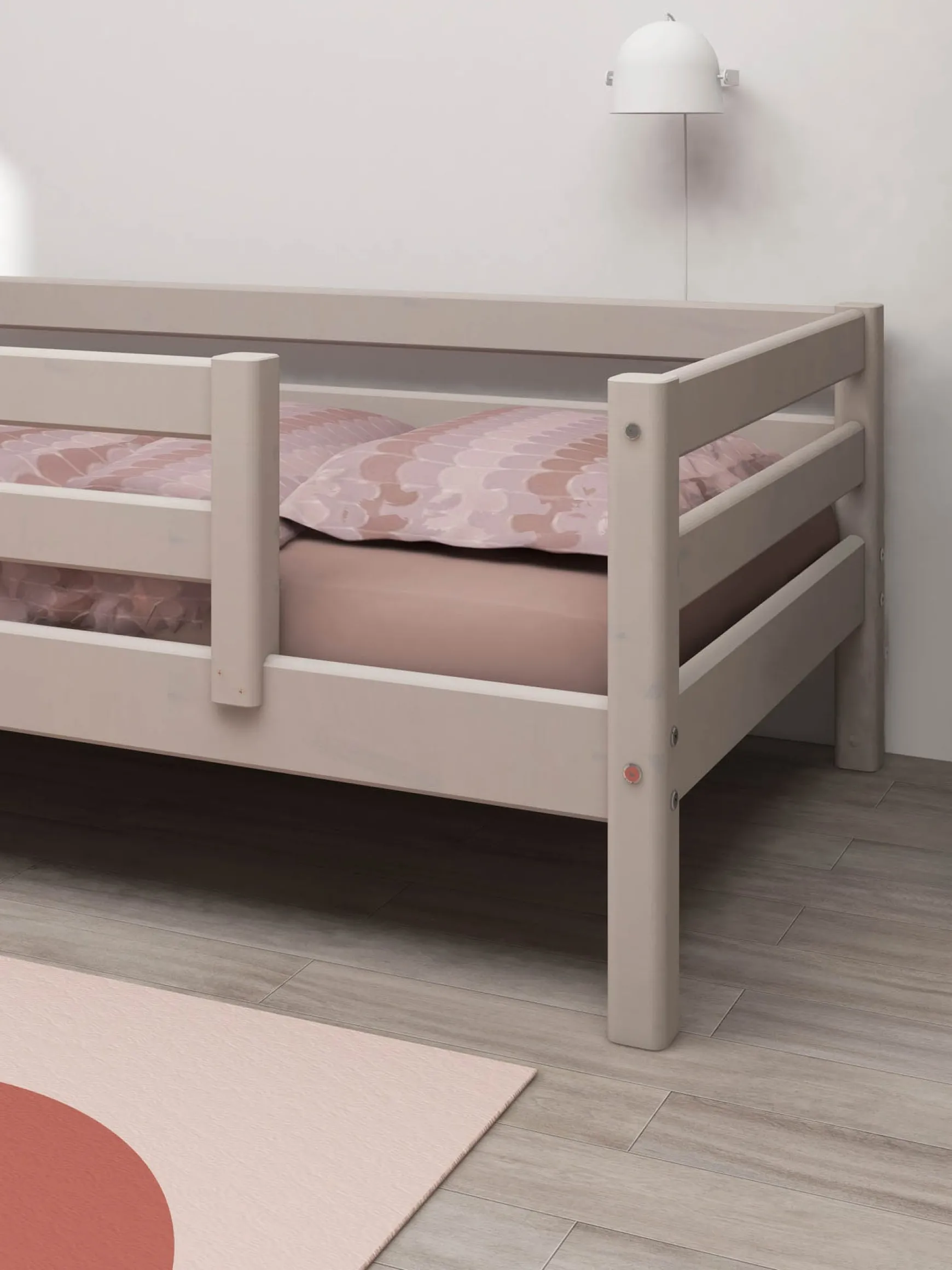 Einzelbett m. halber Absturzsicherung