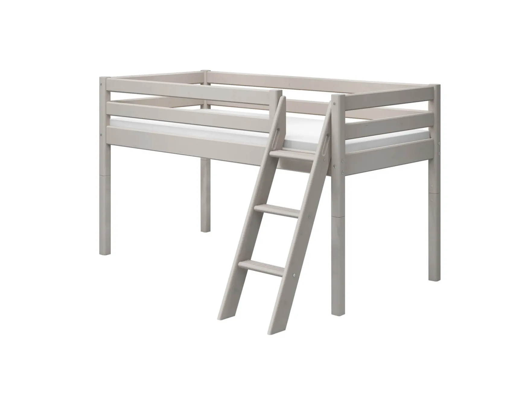 Halbhohes Bett mit Schrägleiter