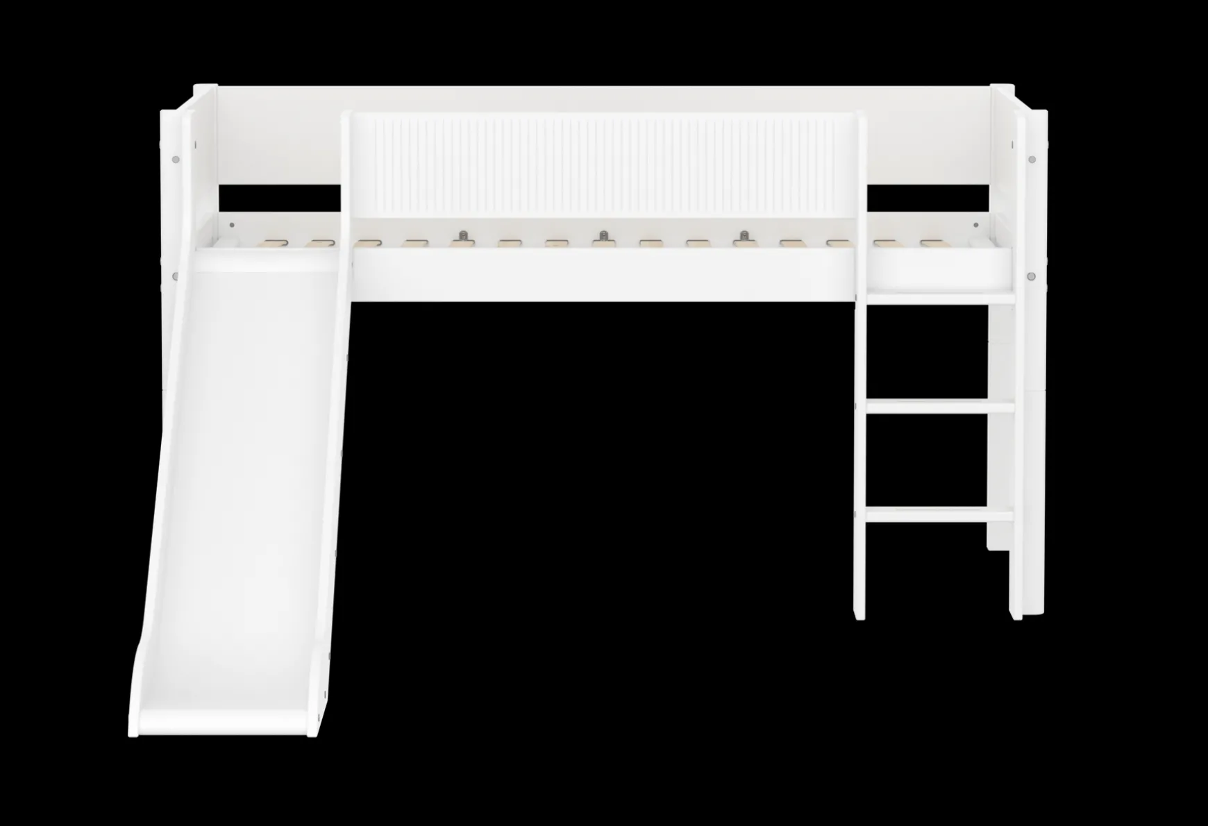 Halbhohes Bett mit Schrägleiter und Rutsche