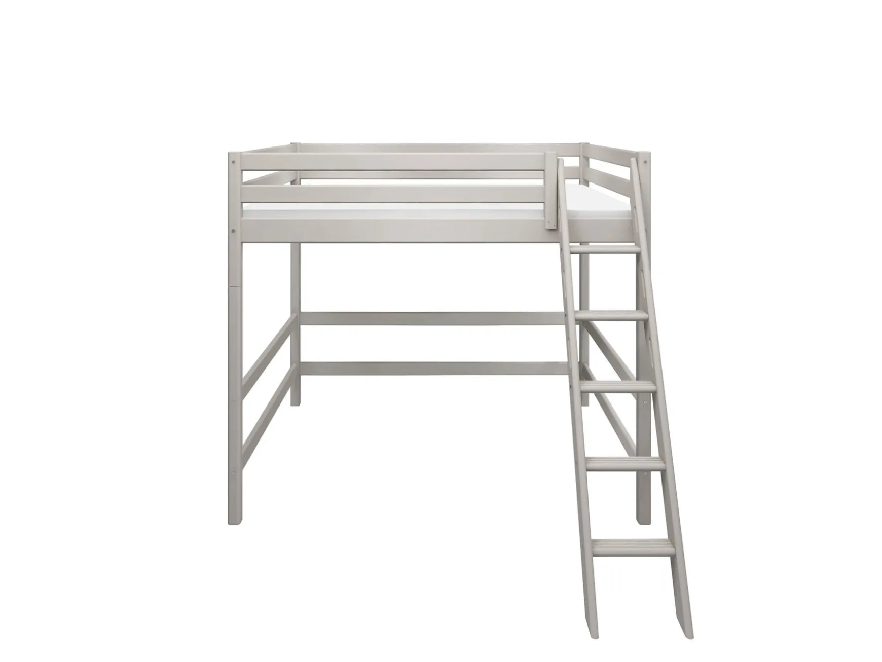 Hochbett mit Schrägleiter