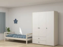 Kleiderschrank