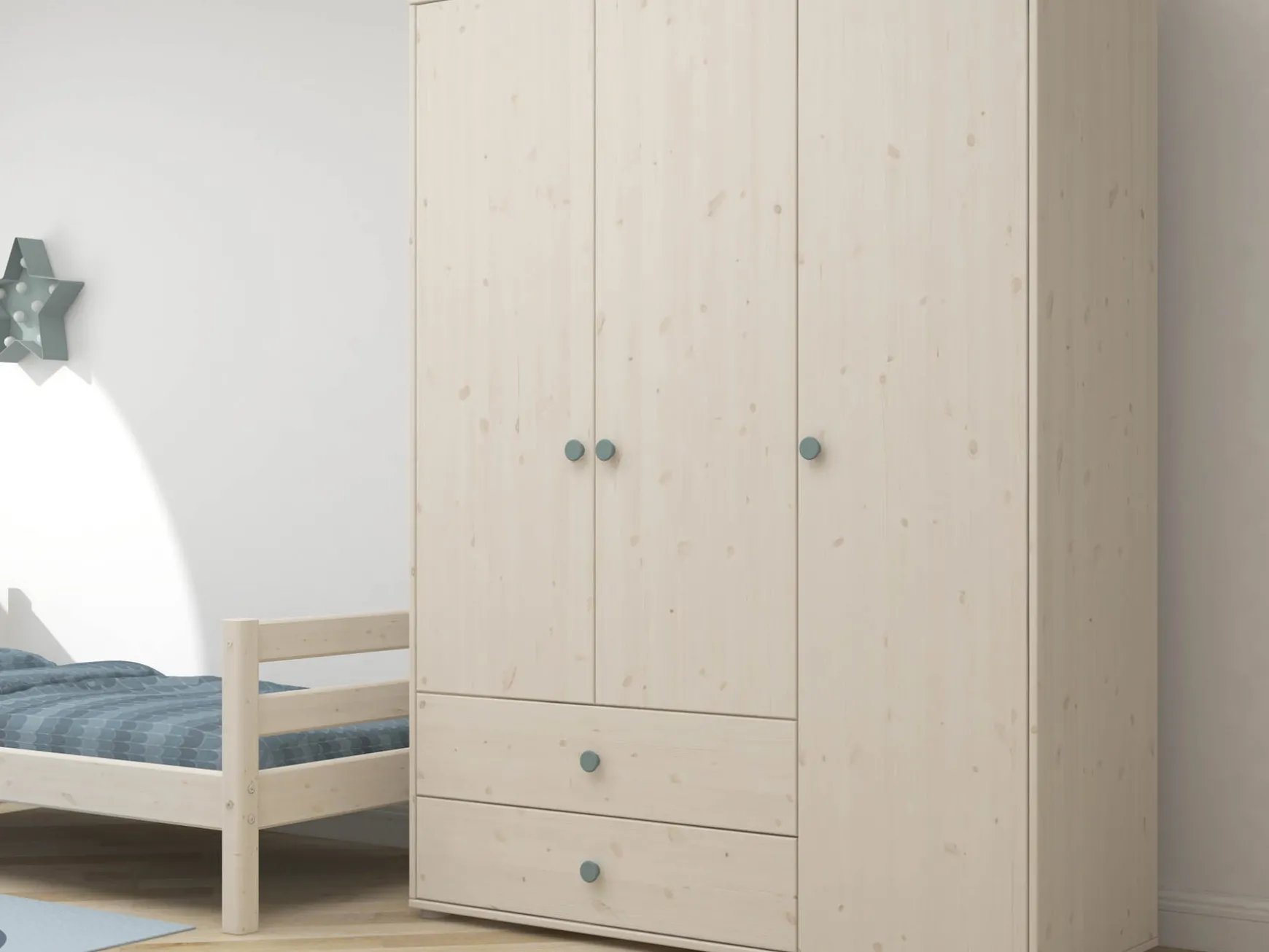 Kleiderschrank