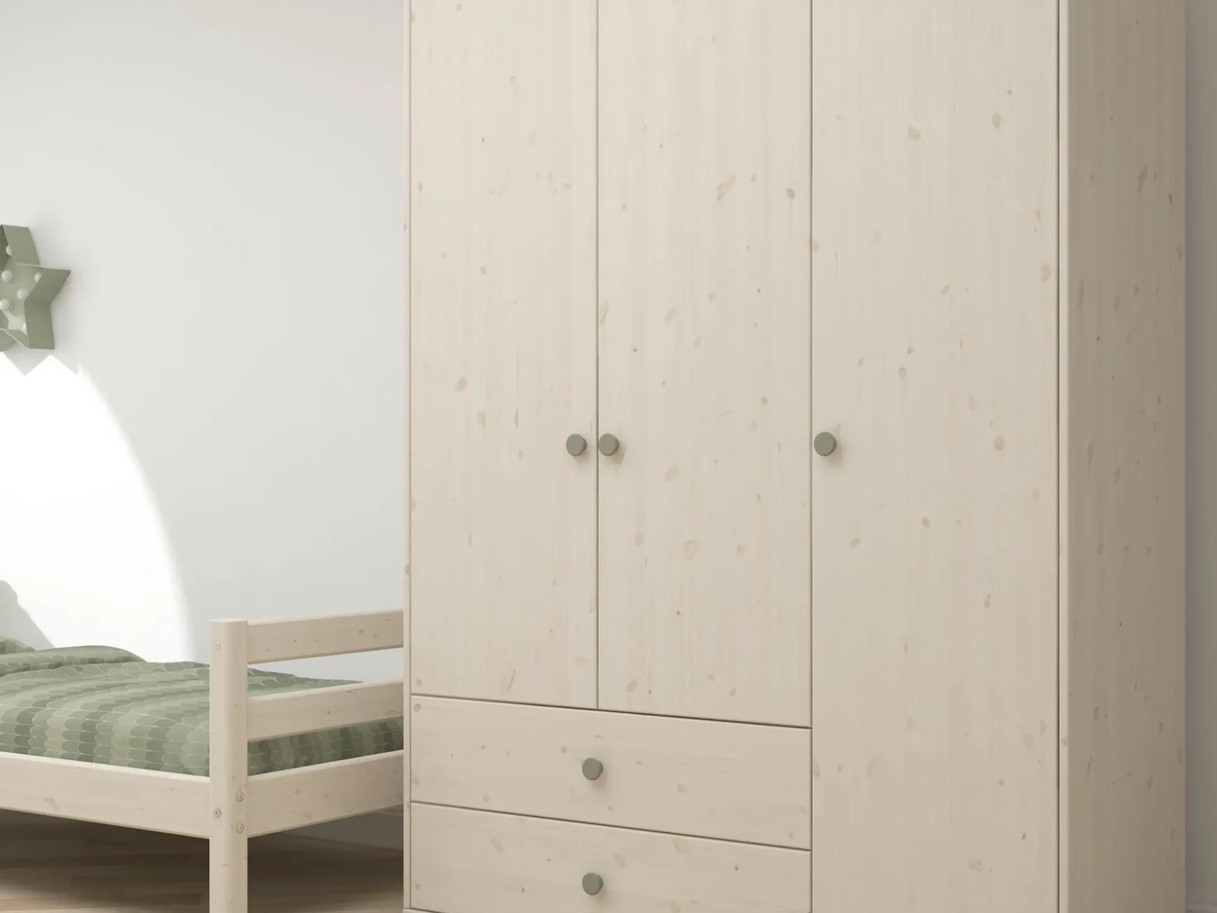 Kleiderschrank