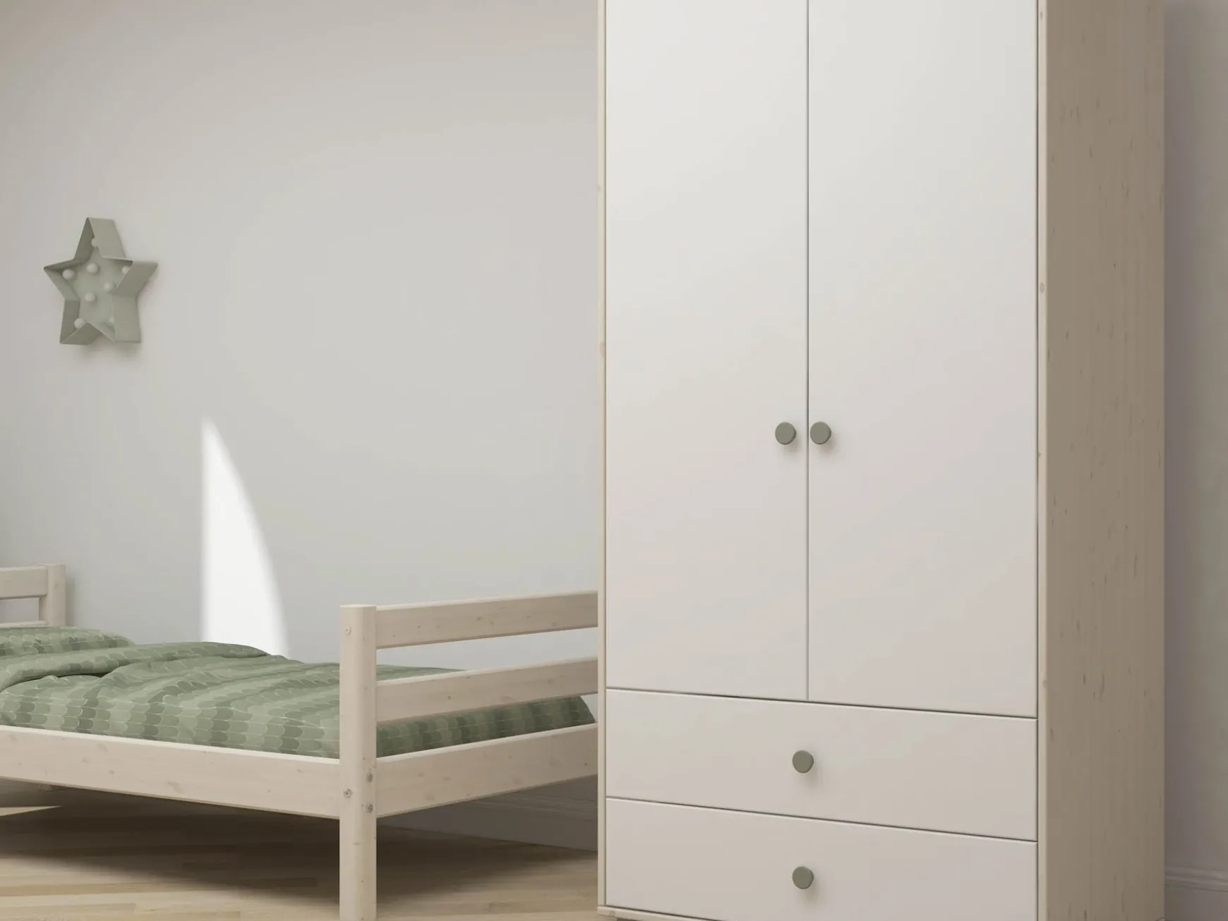 Kleiderschrank